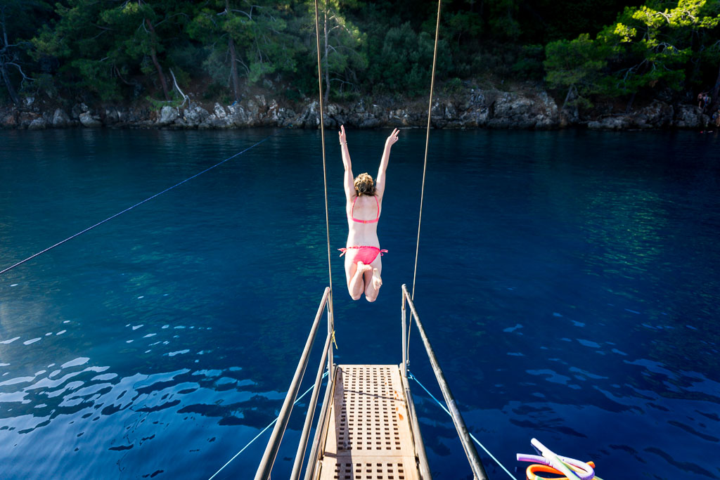 Eilis jumping, Sailing Turkey, The Two Drifters, www.thetwodrifters.net