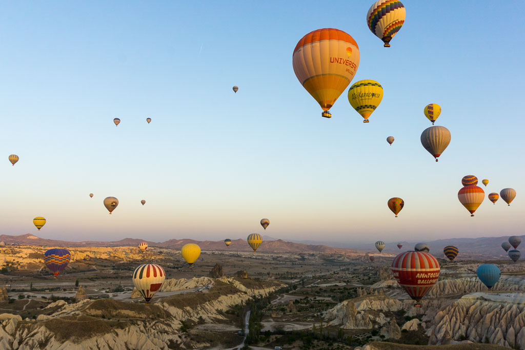 Balloons 8, Hot Air Balloon Ride, Cappadocia, The Two Drifters, www.thetwodrifters.net